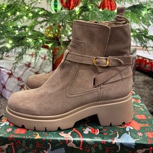 Steve Madden Colletta Suede Taupe Ankle Boots